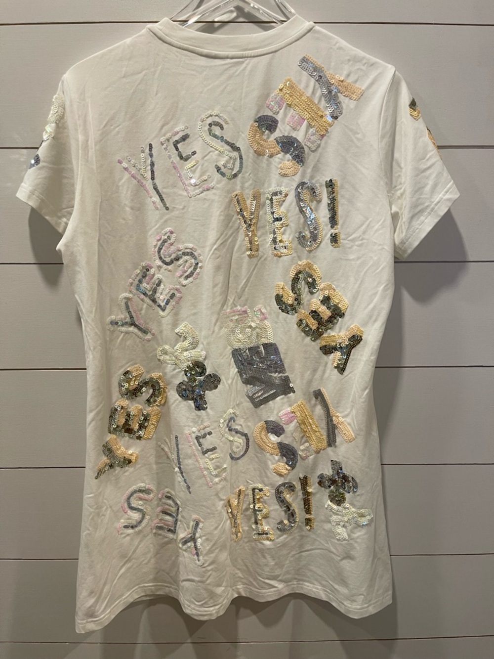 Queen Of Hearts Sequin Embellished 'YES!' Graphic T-Shirt Dress Size Small - Picture 7 of 10
